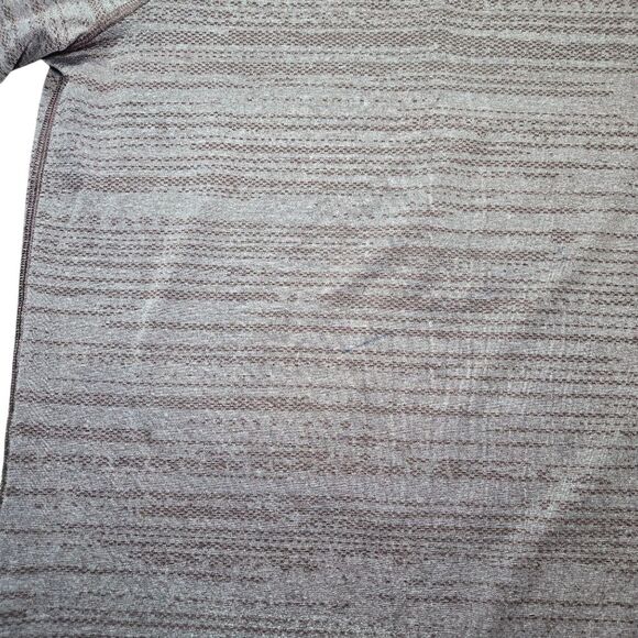 Men's Athletic Tee Berry Color Size XL - Picture 3 of 7